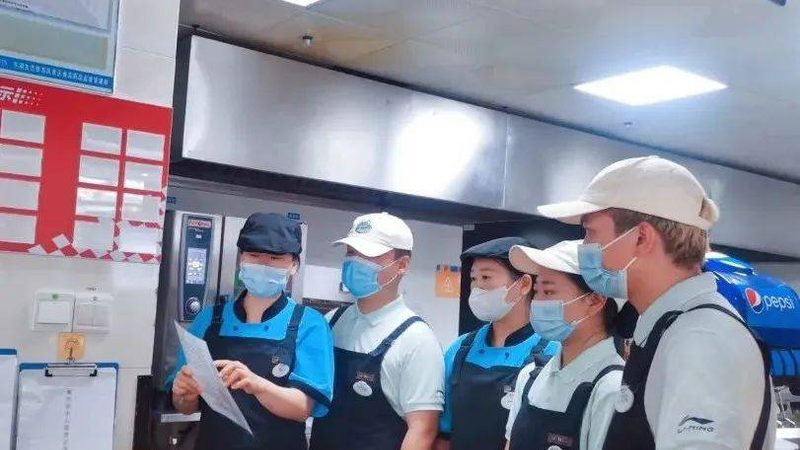 零食批发，如何选择优质厂家直供？**